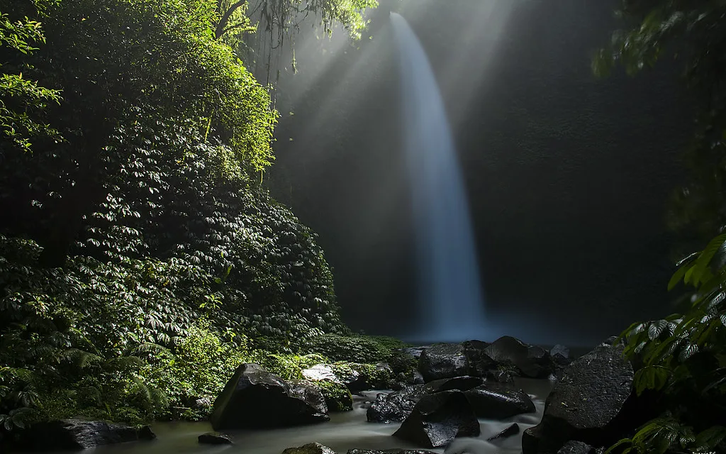 Nungnung Waterfall