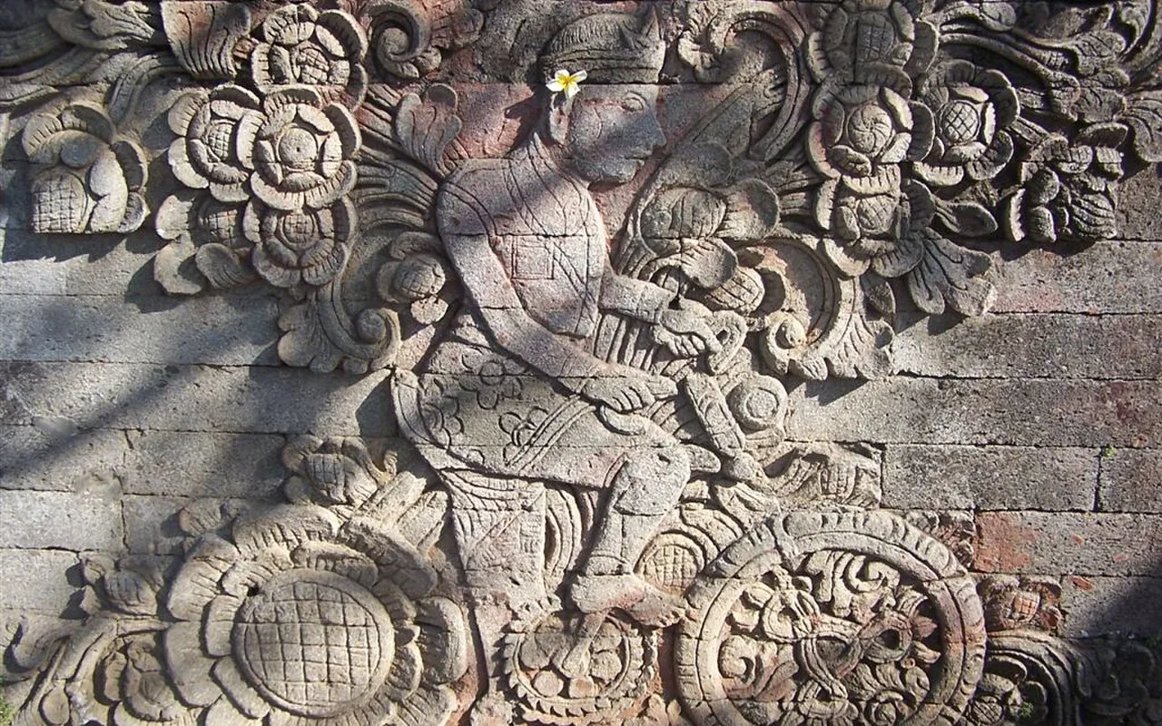 Pura Meduwe Karang