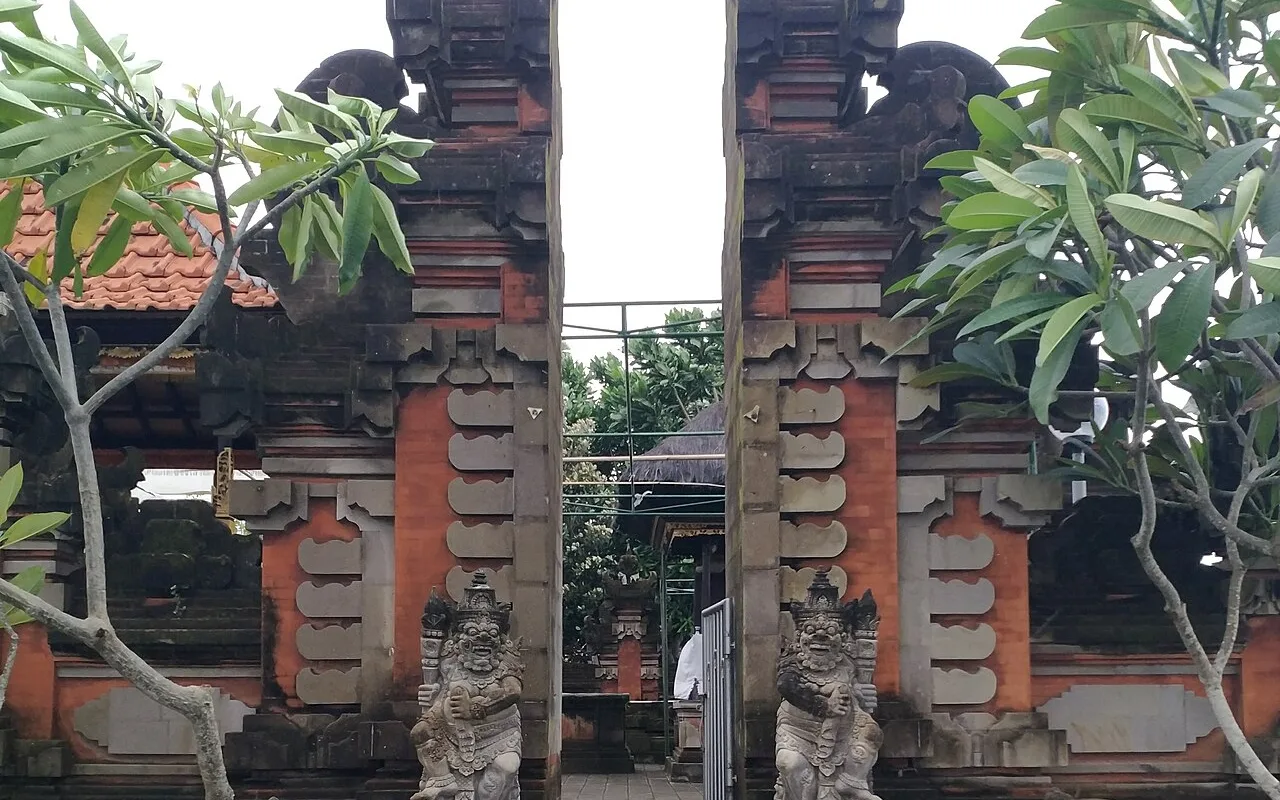 Pura Rambut Siwi