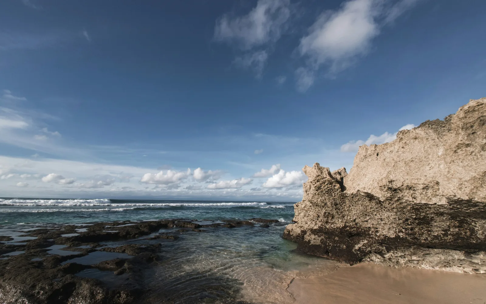 Suluban Beach (Blue Point Cave)