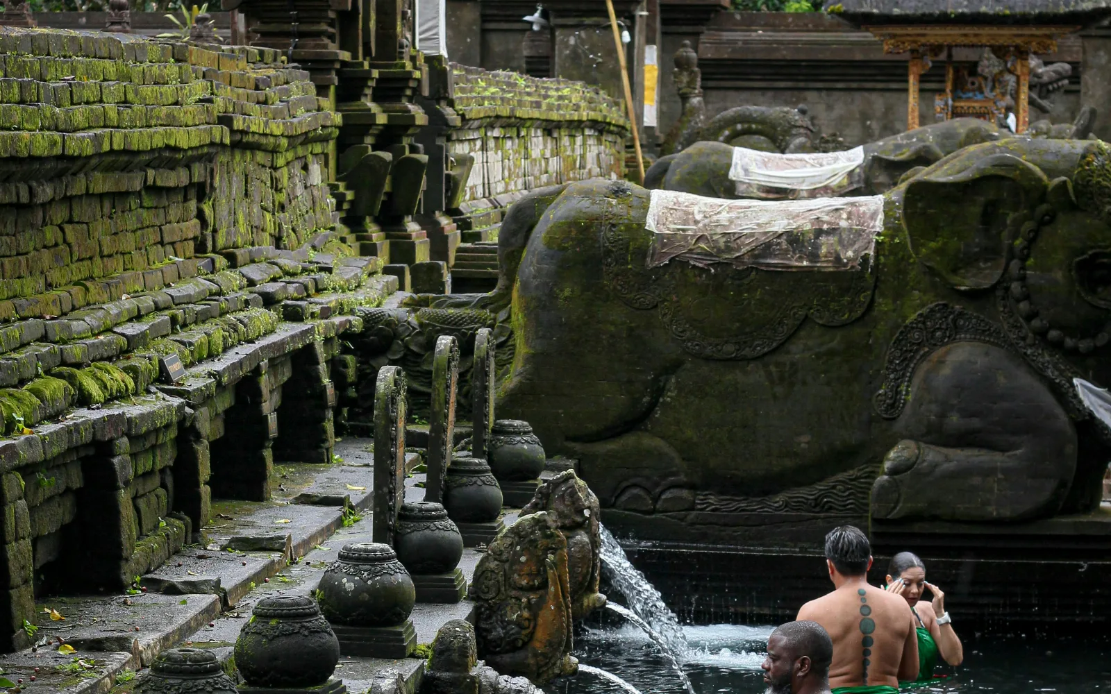 Tampak Siring Royal Palace & Sacred Springs