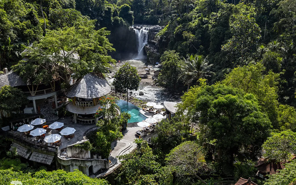 Tegenungan & Blangsinga Waterfall