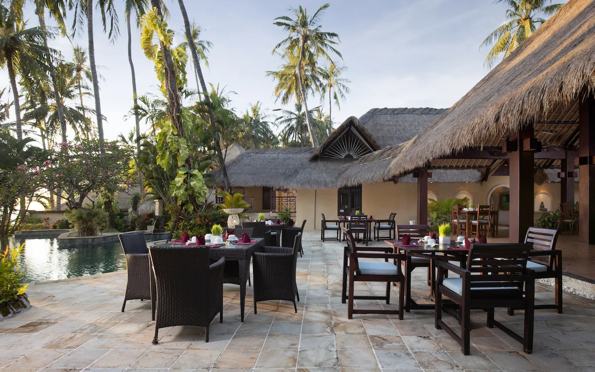 Alam Restaurant at Alam Anda Ocean Front Resort & Spa