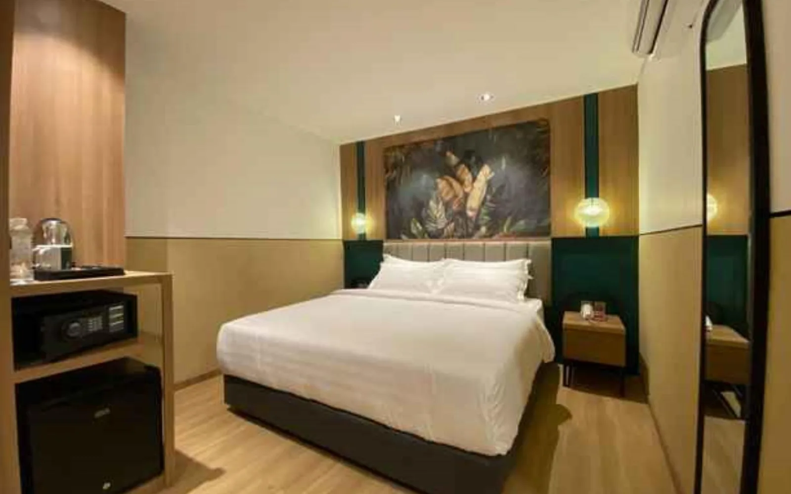 Alltrue Signature Dining at Alltrue Hotel Tanjungpinang Bintan