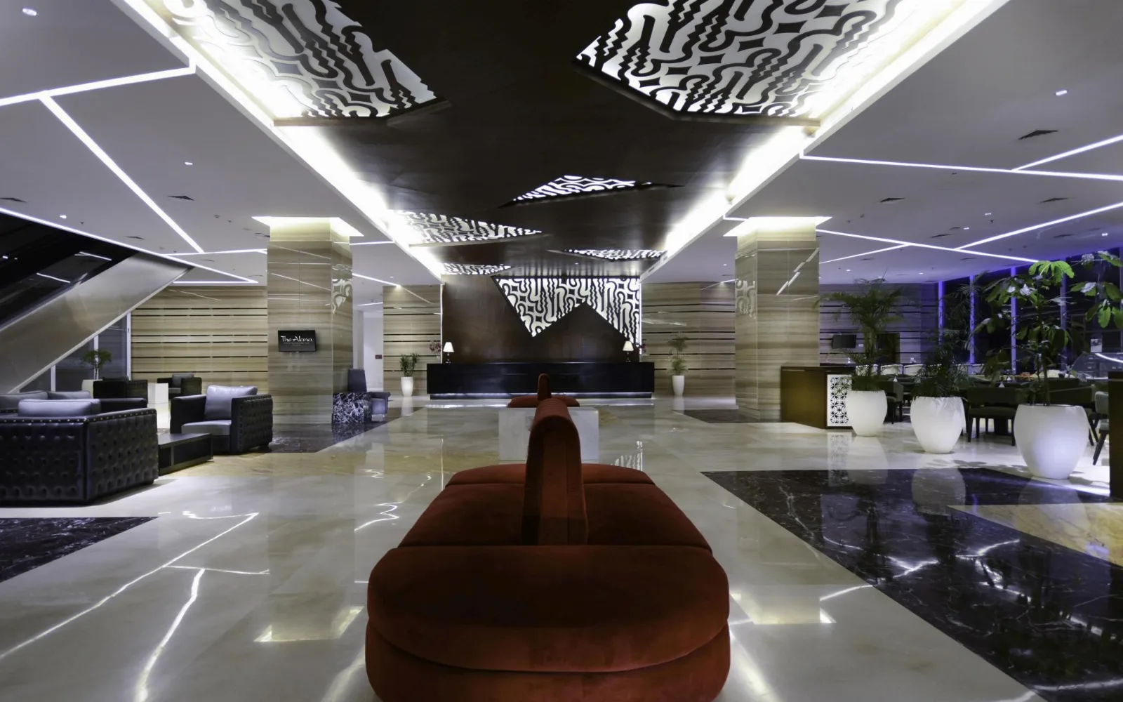 Amartha Lounge at The Alana Hotel and Convention Center  Solo by ASTON