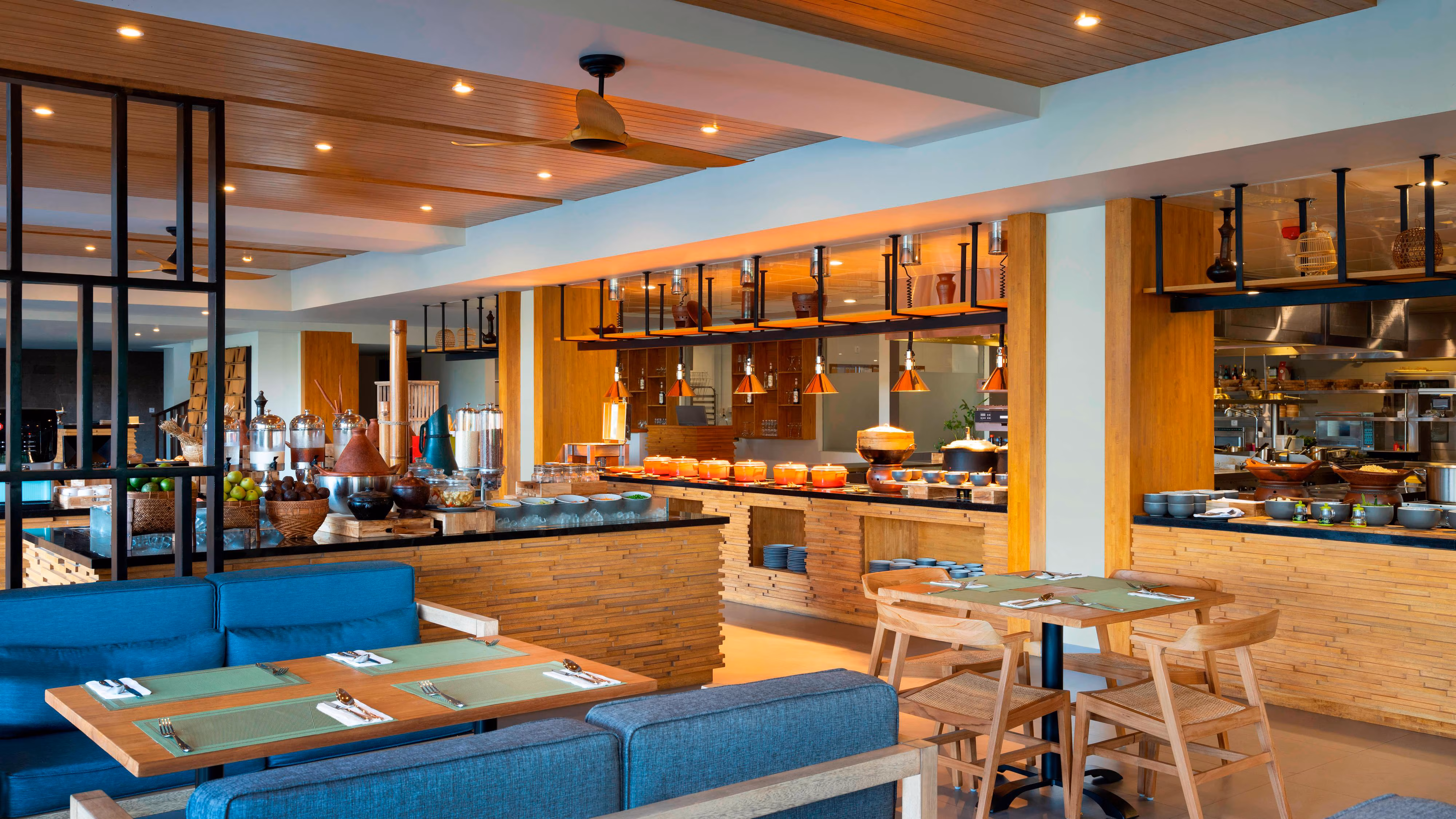 Andong Pool Bar at Element by Marriott Bali Ubud