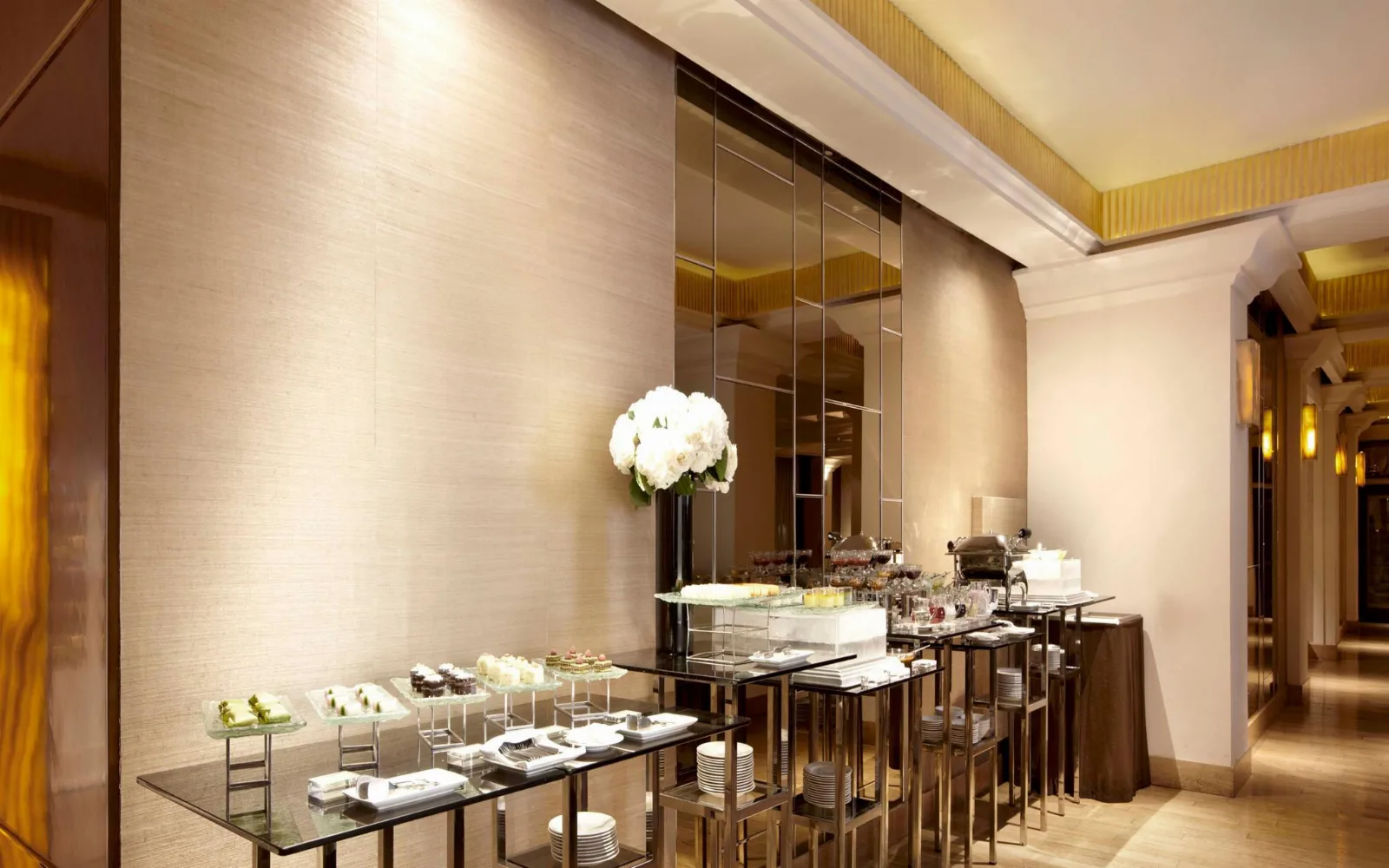 AOKI Japanese Cuisine at Gran Mahakam Hotel