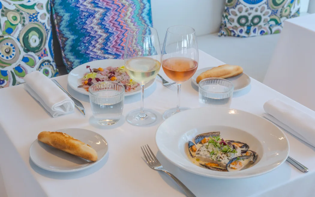Aquamarine Restaurant at Aquamarine Villas by BREIG