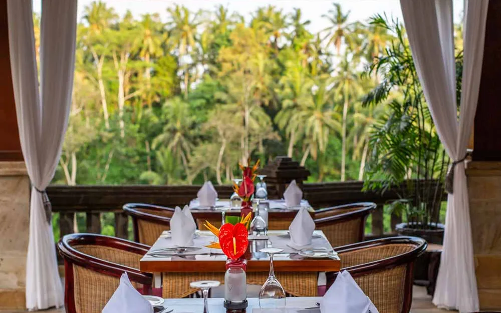 Bali Restaurant at Bali Residence Villa