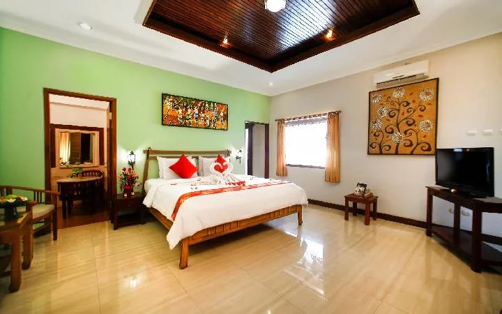 Bali Restaurant at Bali Taman Lovina Resort and Spa Suites