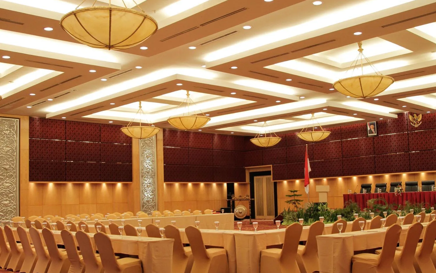 Basko Lounge at Grand Basko Hotel