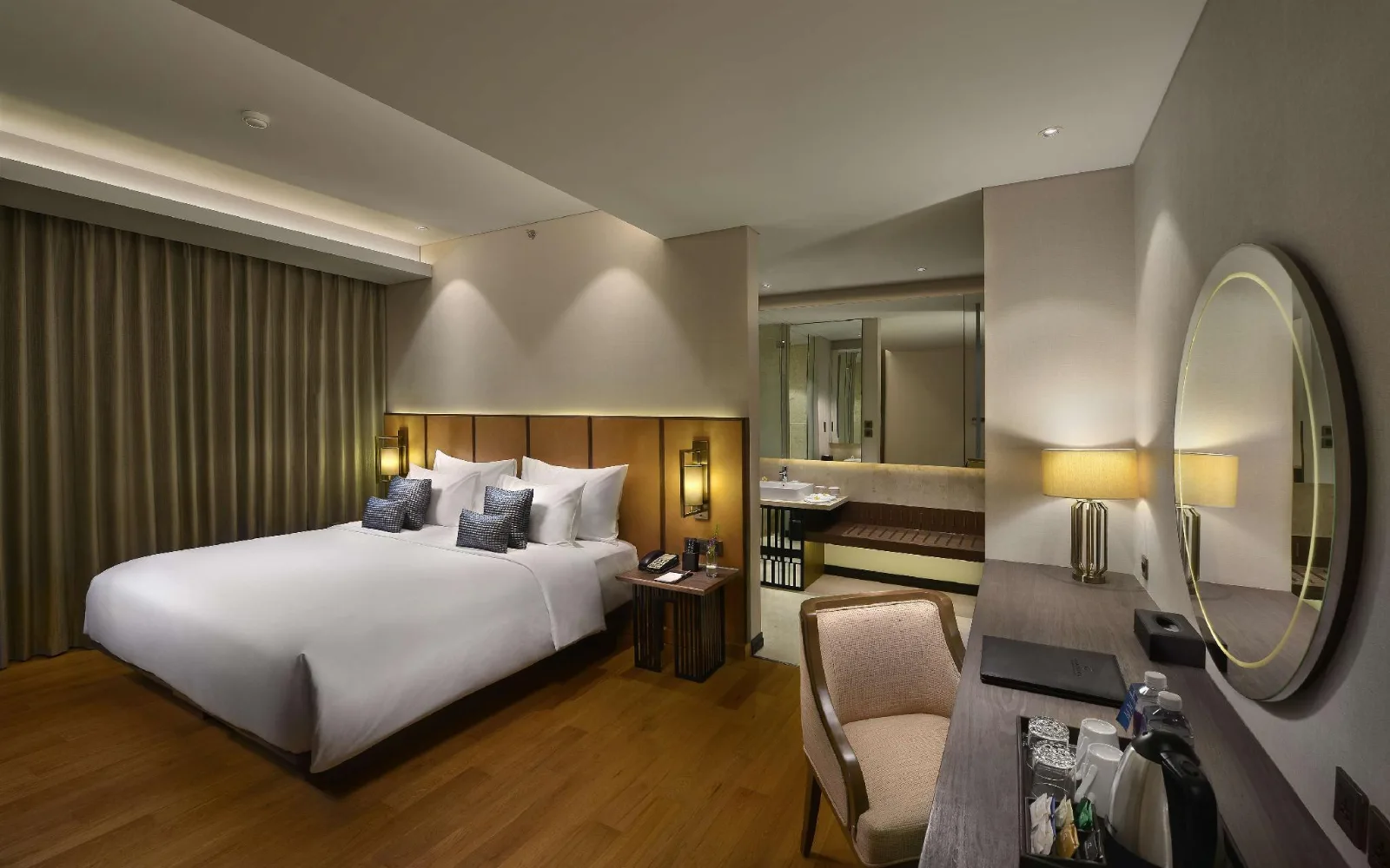 Branche Restaurant at GOLDEN TULIP HOLLAND RESORT