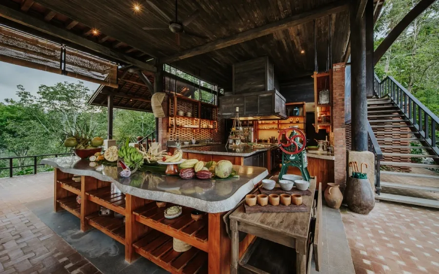 Buahan, Restaurant at Buahan, a Banyan Tree Escape