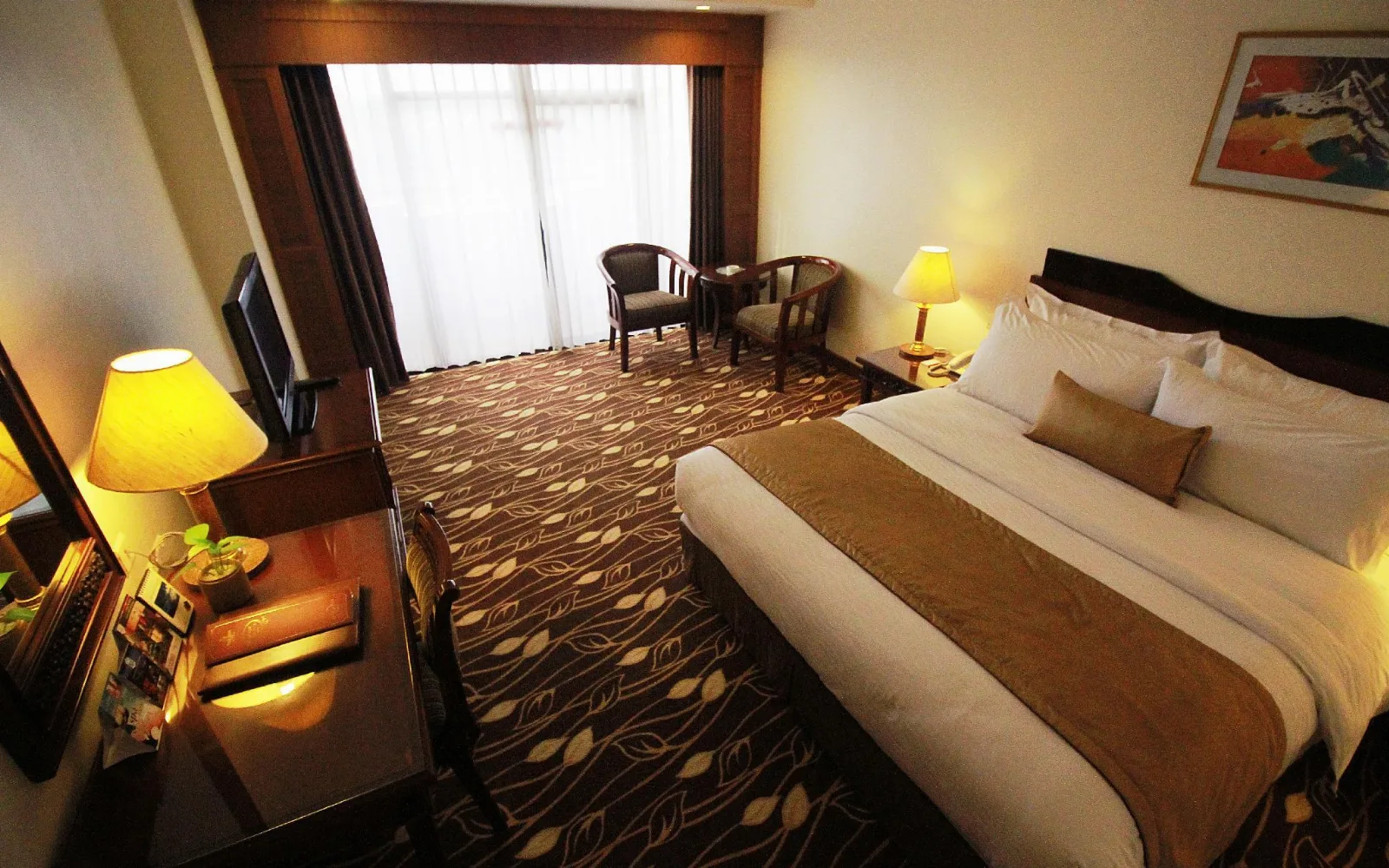 Cafe De Venus at Planet Holiday Hotel & Residence