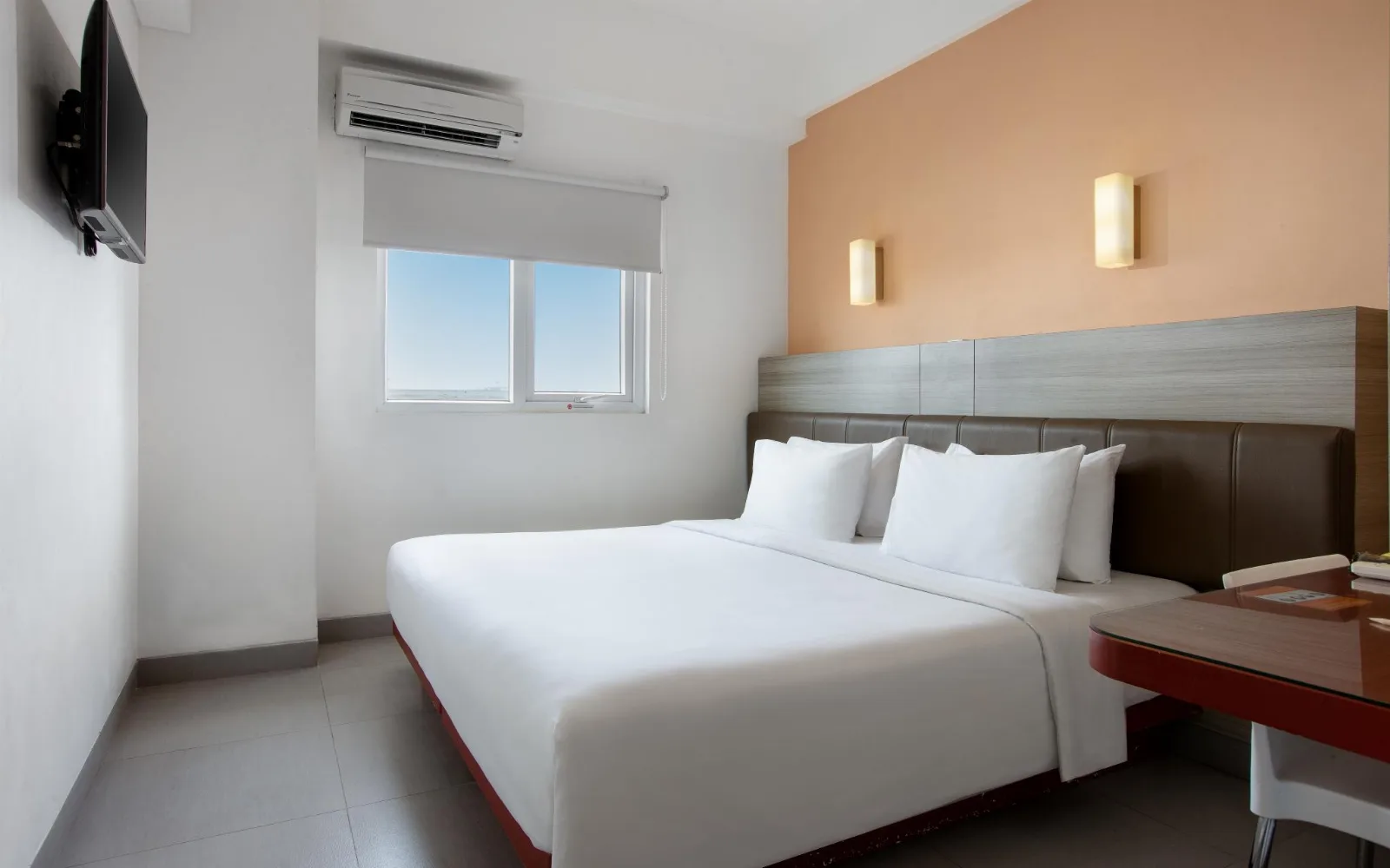 CaraniHotelYogyakarta Restaurant