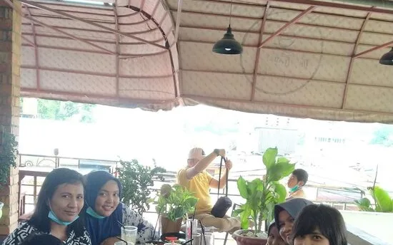Cendana Valley Restaurant