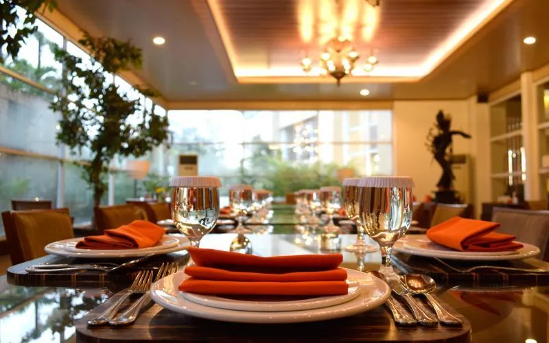 Club 123 Lounge & Bar at Novotel Semarang