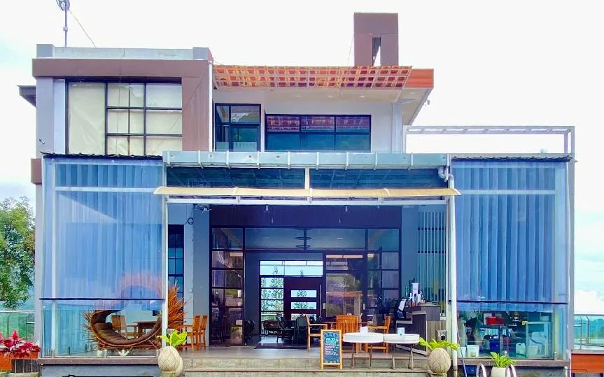 De Pointé & Resto Dining Pavilion at De Pointé Resort & Resto
