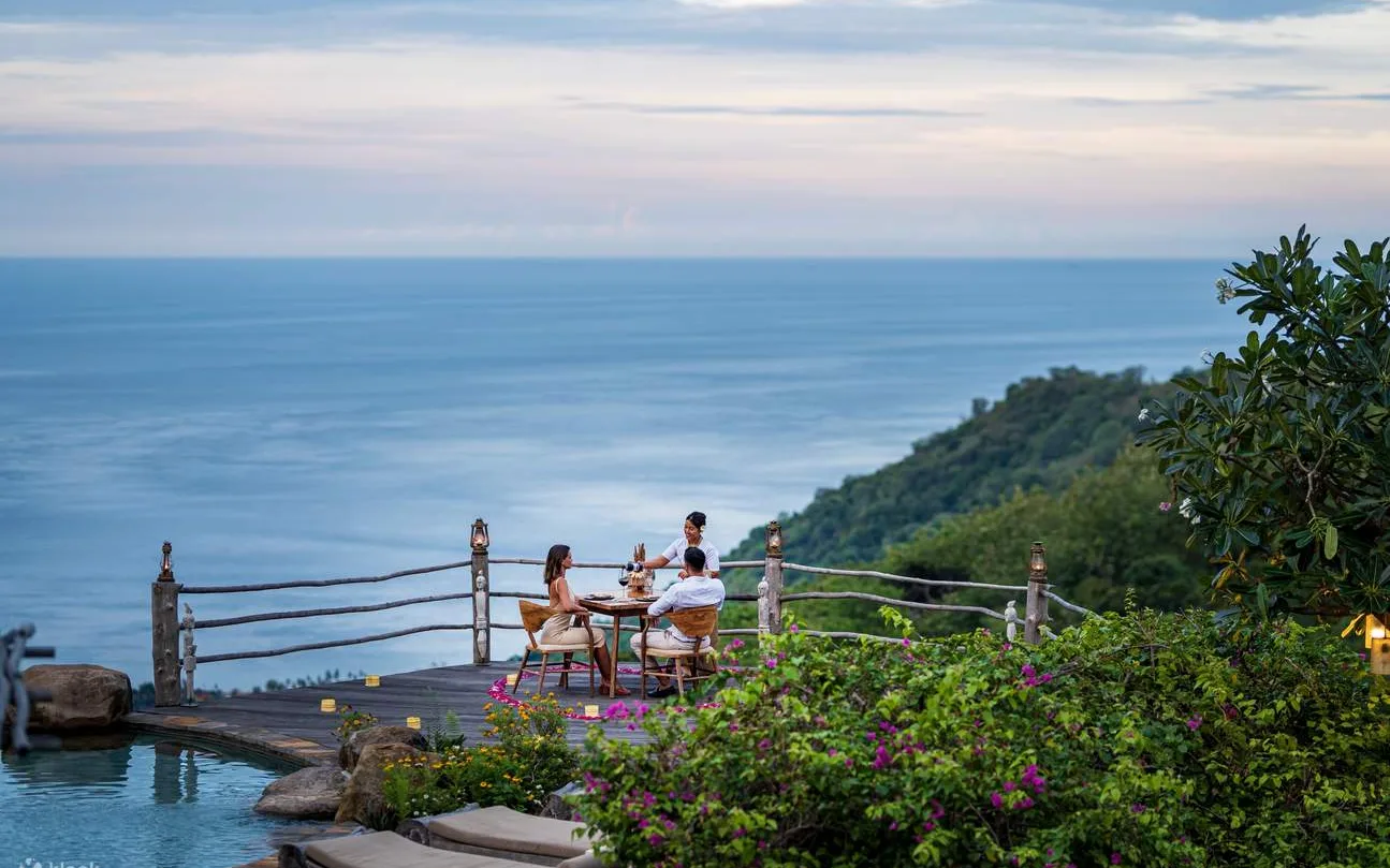 Deep Restaurant at Deep Blue Selang Resort Amed
