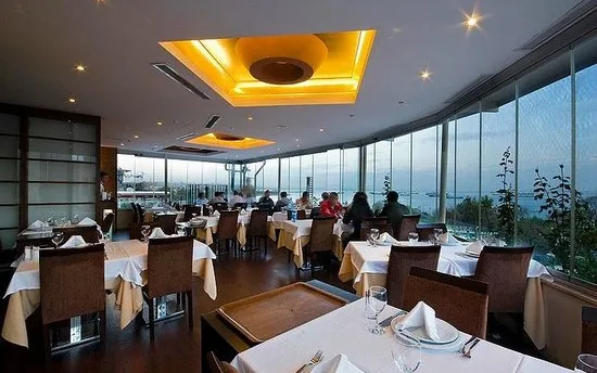 Devali Restaurant at Four Points by Sheraton Bali, Seminyak