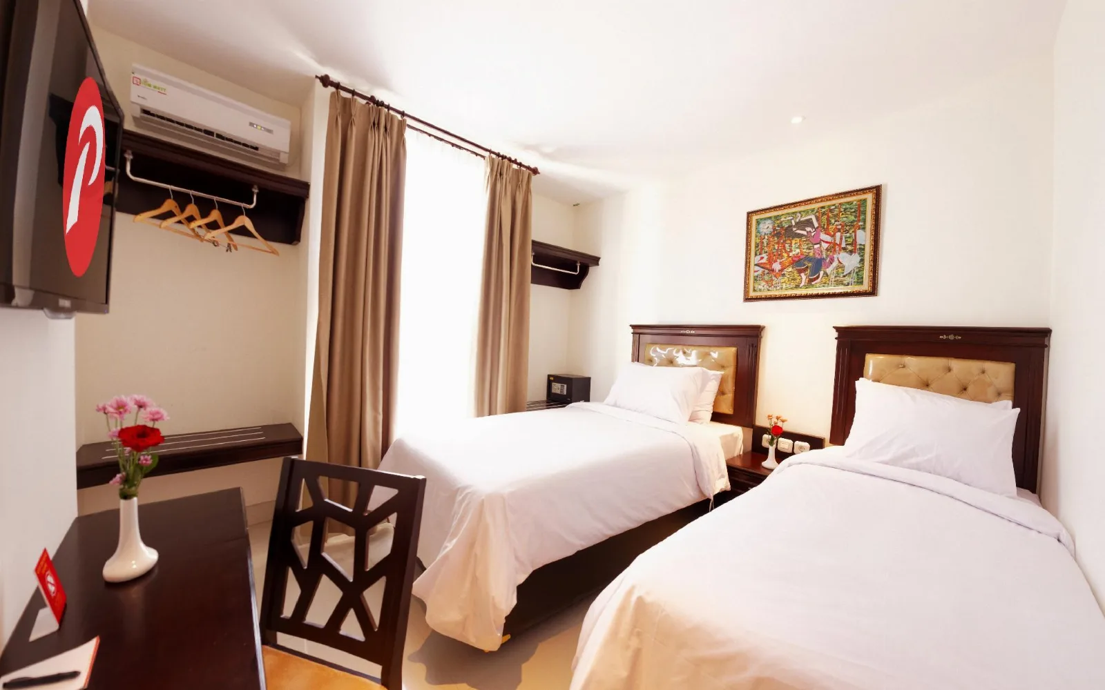 D'primahotel Restaurant at D'primahotel Pattimura Makassar