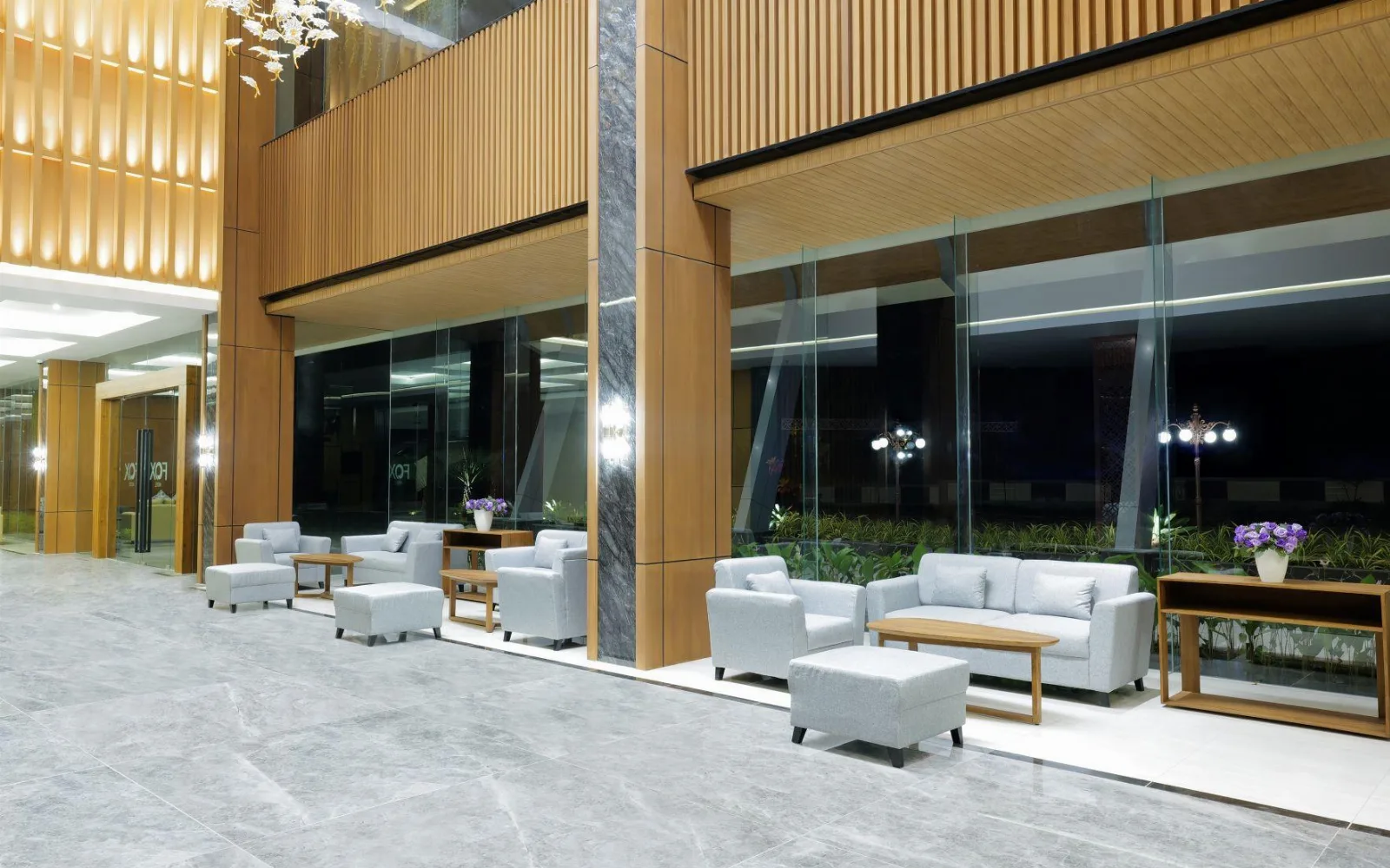 Fox Den Lounge at FOX HARRIS Hotel & Convention Banjarnegara