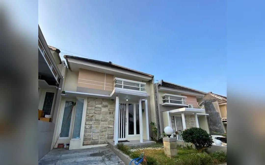 FullHouse Permata Garden Blk D11 Near JTP 3 Dining Pavilion at FullHouse Villa Permata Garden Blk D11 Near JTP 3