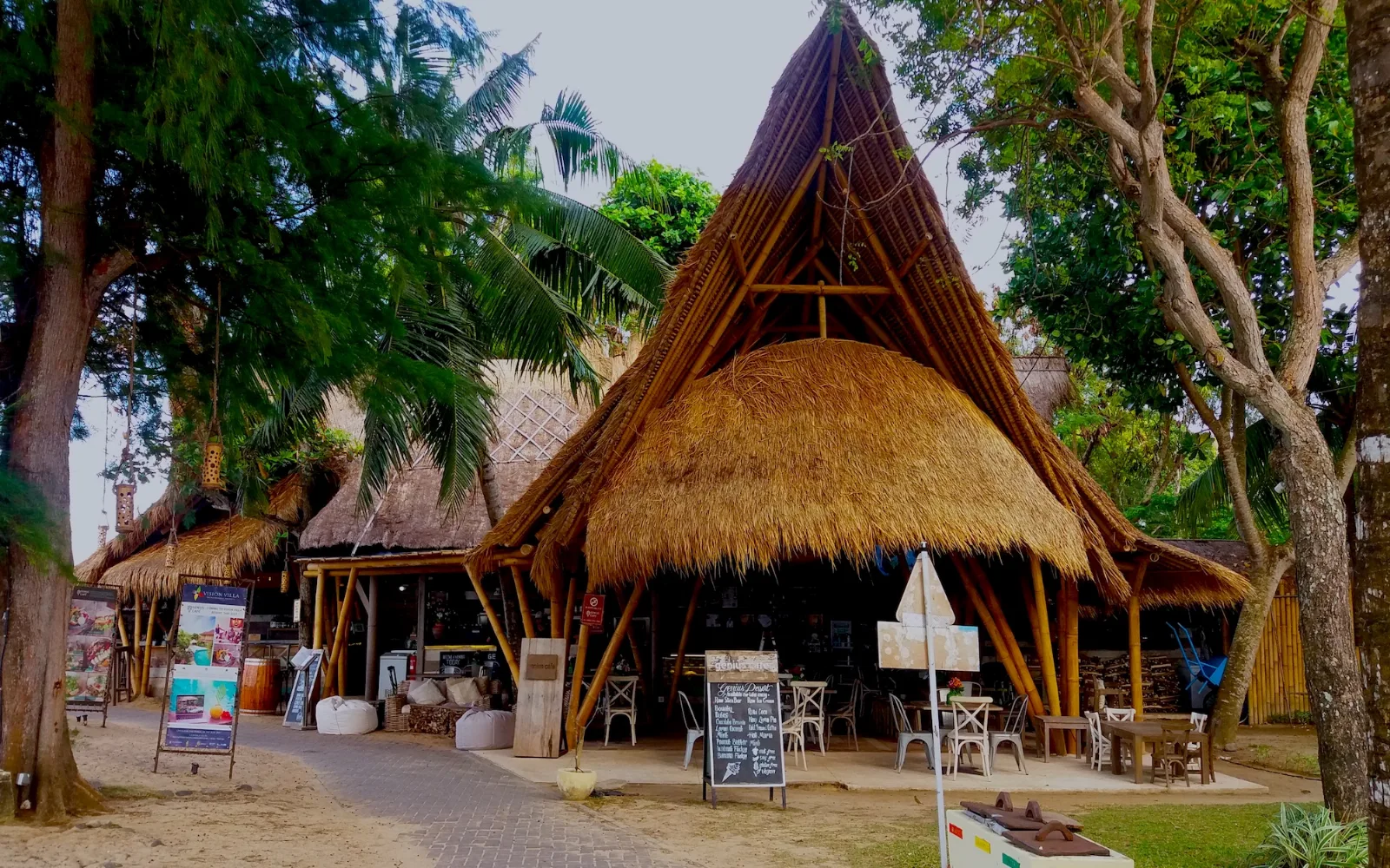 Genius Cafe at Vision Villa Resort
