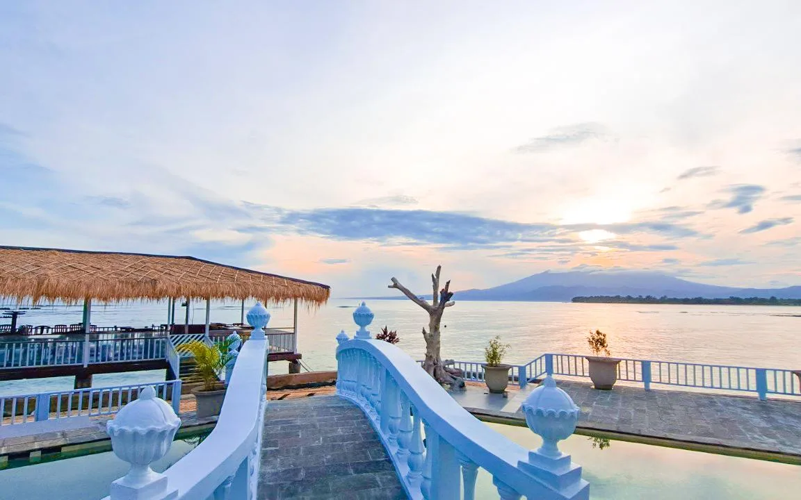Gili Sunset Bar
