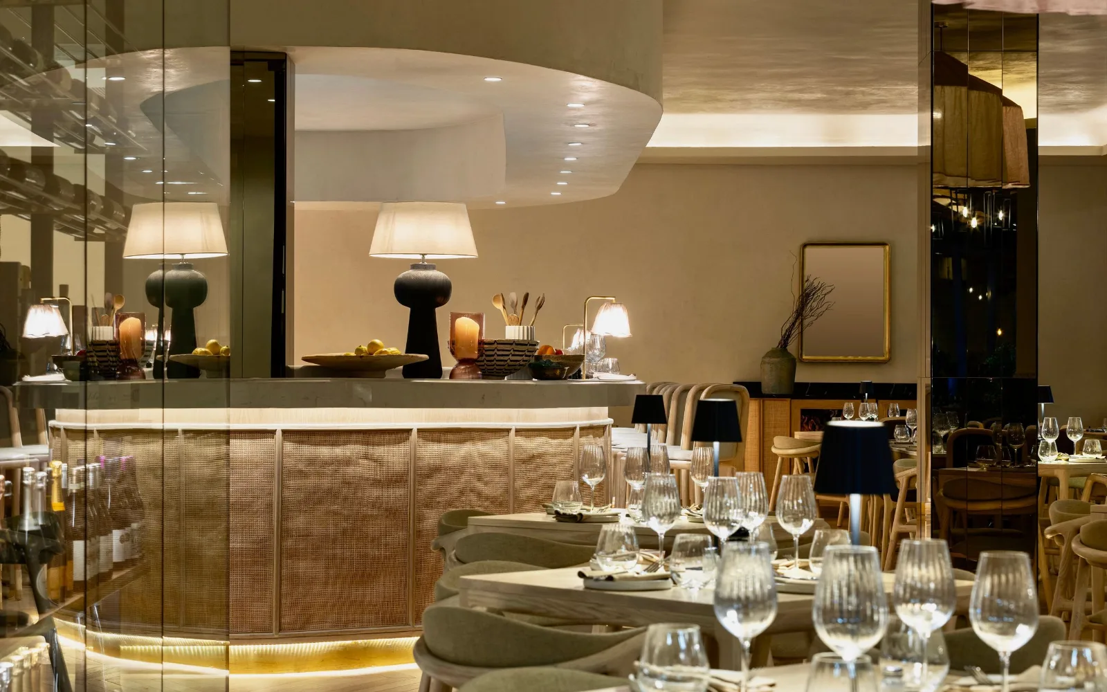 Giri Restaurant at Giri Bhagawan Villas & Spa