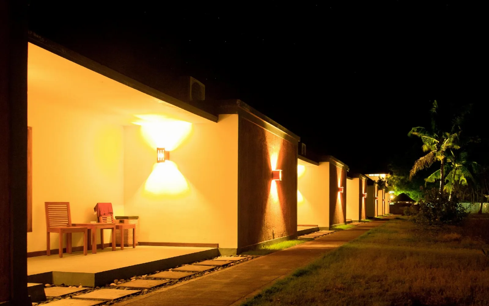 Good Oceanfront Restaurant at Good Heart Resort