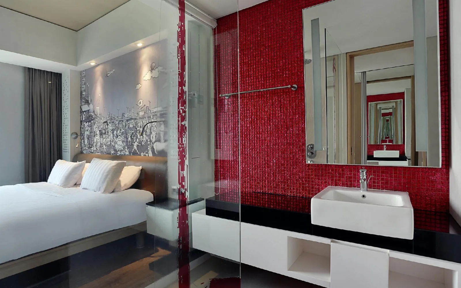 Graffiti Restaurant at Mercure Jakarta Simatupang Hotel