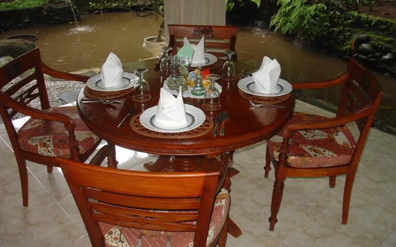 Gunung Restaurant at Gunung Paradis Retreat