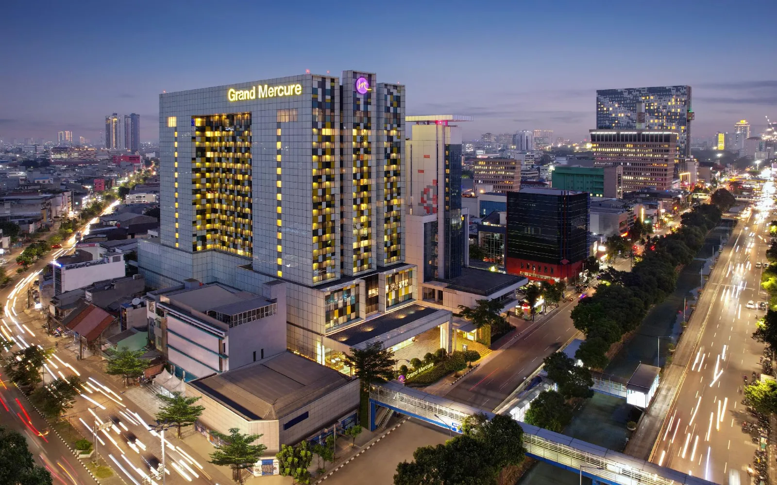 Han Palace Chinese Restaurant at Grand Mercure Jakarta Harmoni Hotel