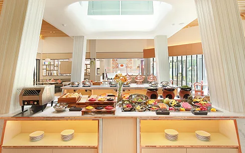 HARRIS Bar at HARRIS Hotel Kuta Tuban Bali