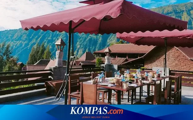 Homestay Anggun Bromo Signature Dining Pavilion