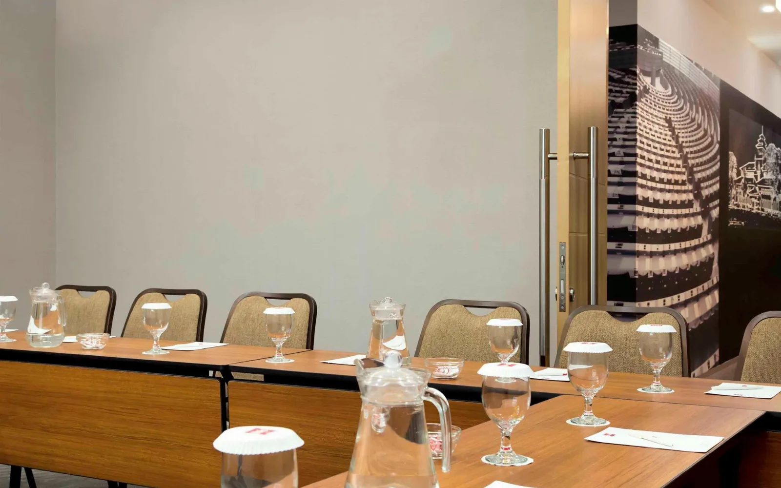 ibis Kitchen Lounge & Bar at ibis Bandung Pasteur Hotel