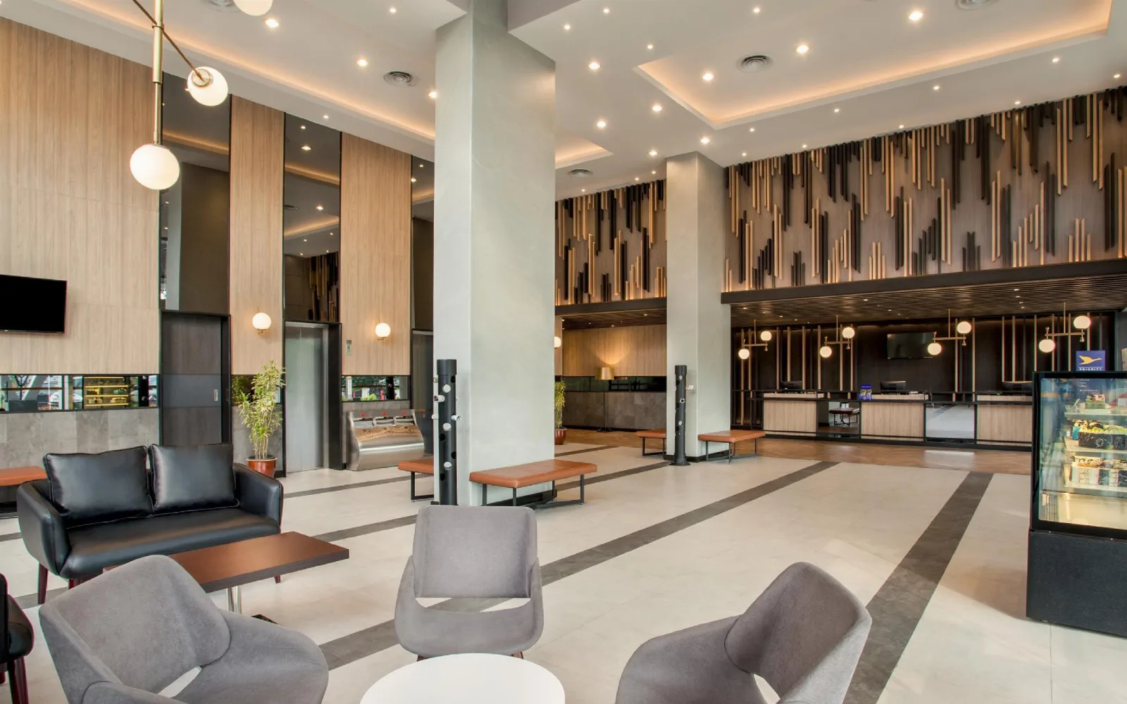 ibis Kitchen Lounge & Bar at ibis Pontianak City Center