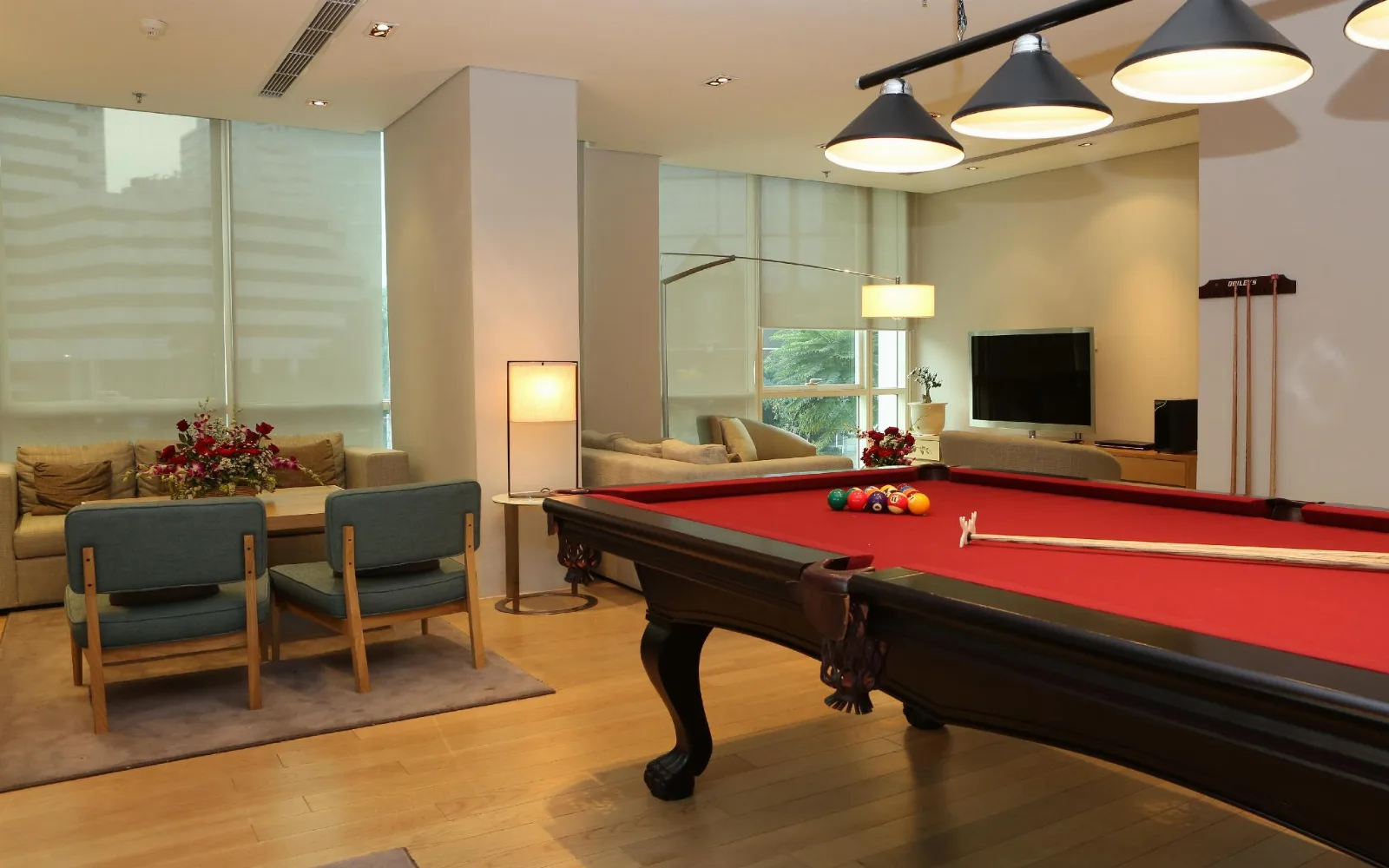 Incanto Lounge at Fraser Residence Sudirman, Jakarta