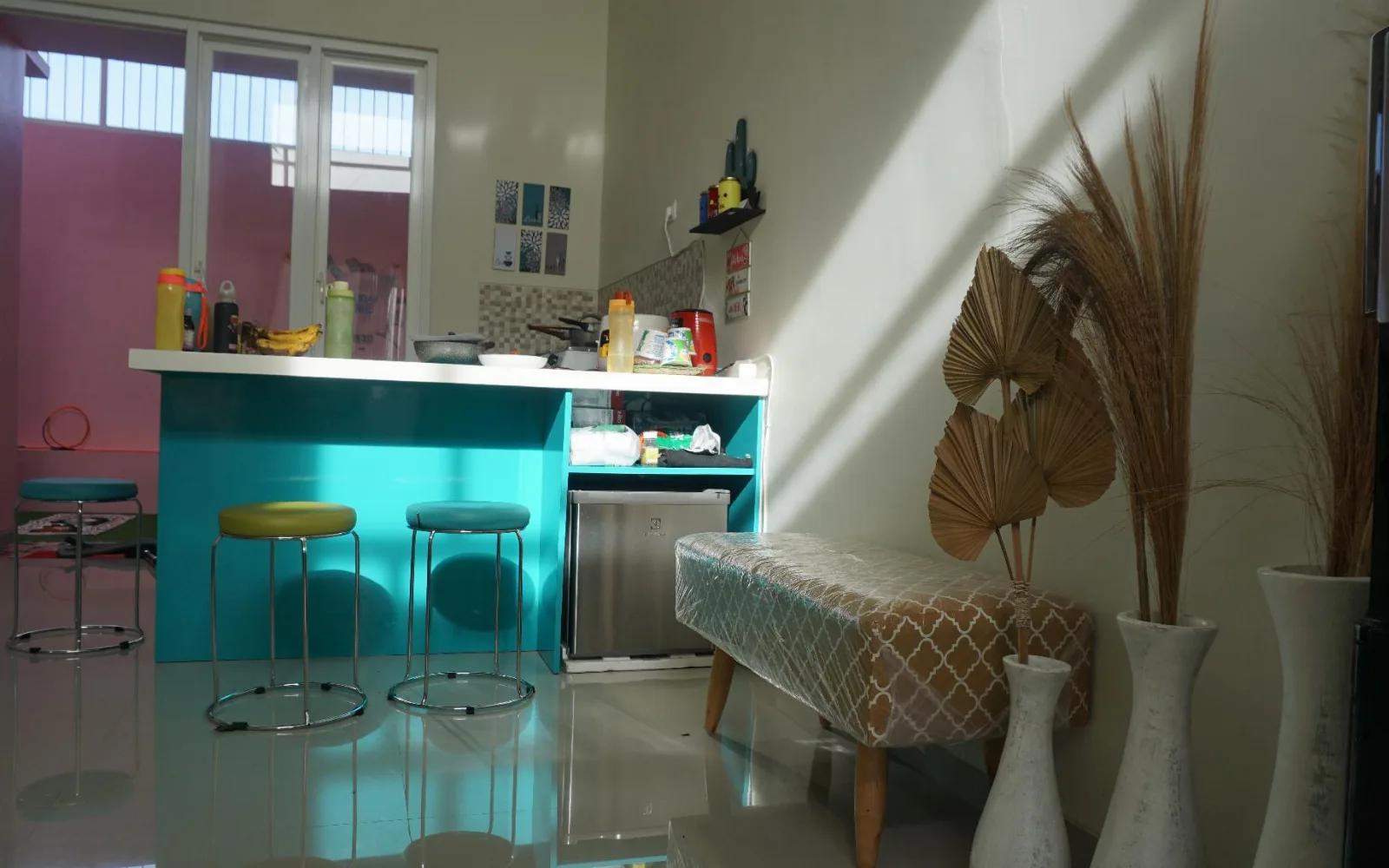 Justmine Homestay (3 Menit Jatim Park 3) Dining Pavilion at Villa Justmine Homestay (3 Menit Jatim Park 3)