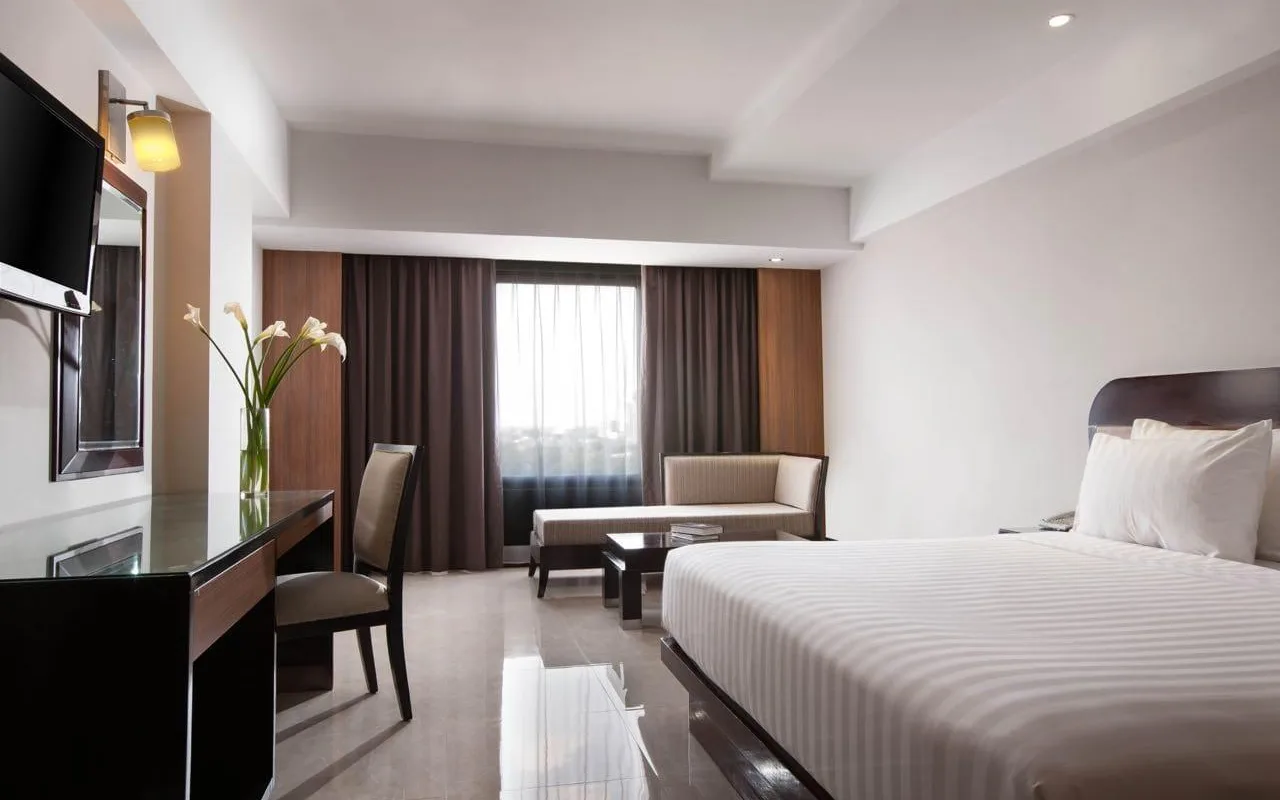 Kafe Merapi at Hotel Santika Premiere Semarang