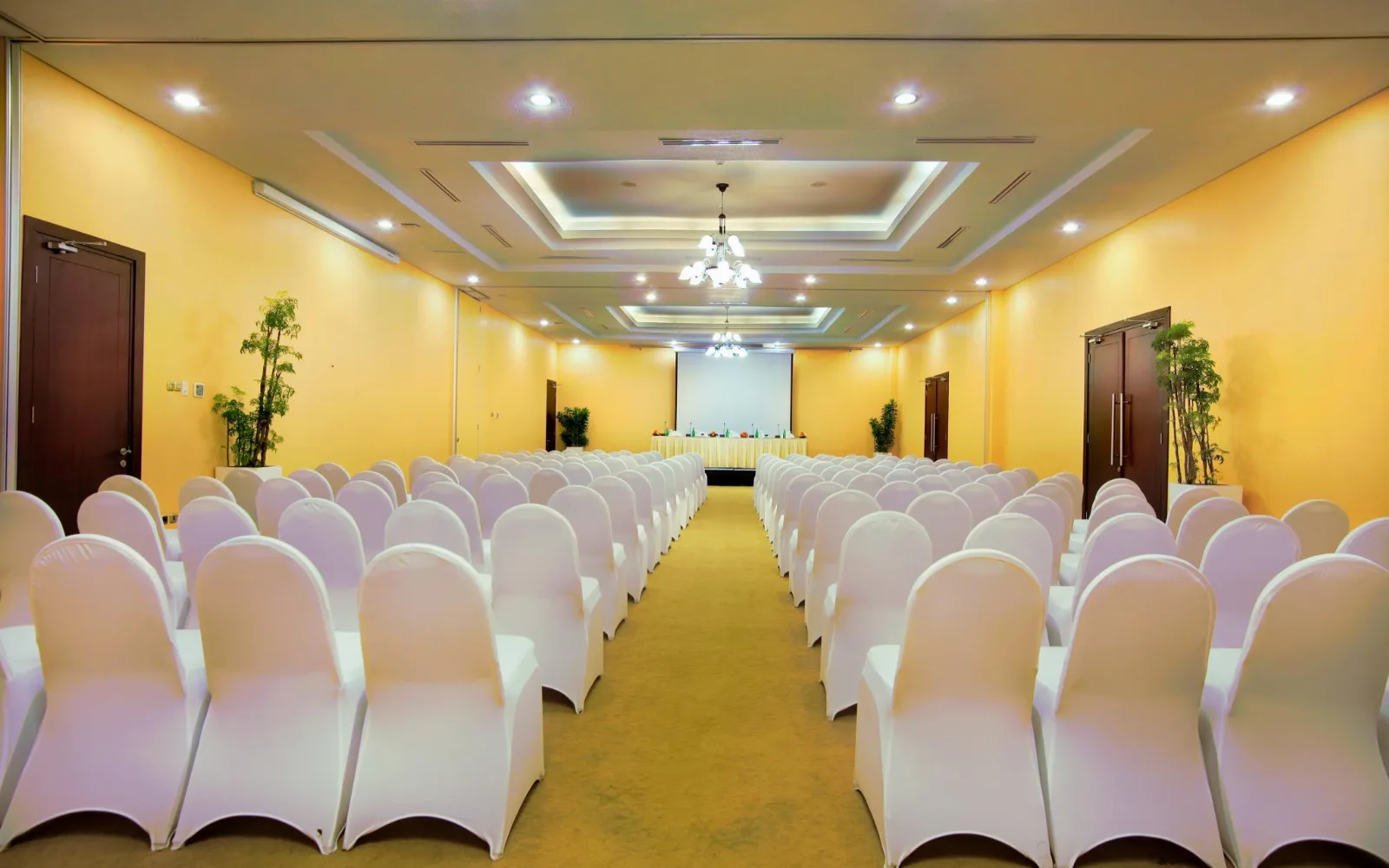 Katulampa Lounge at Aston Bogor Hotel and Resort