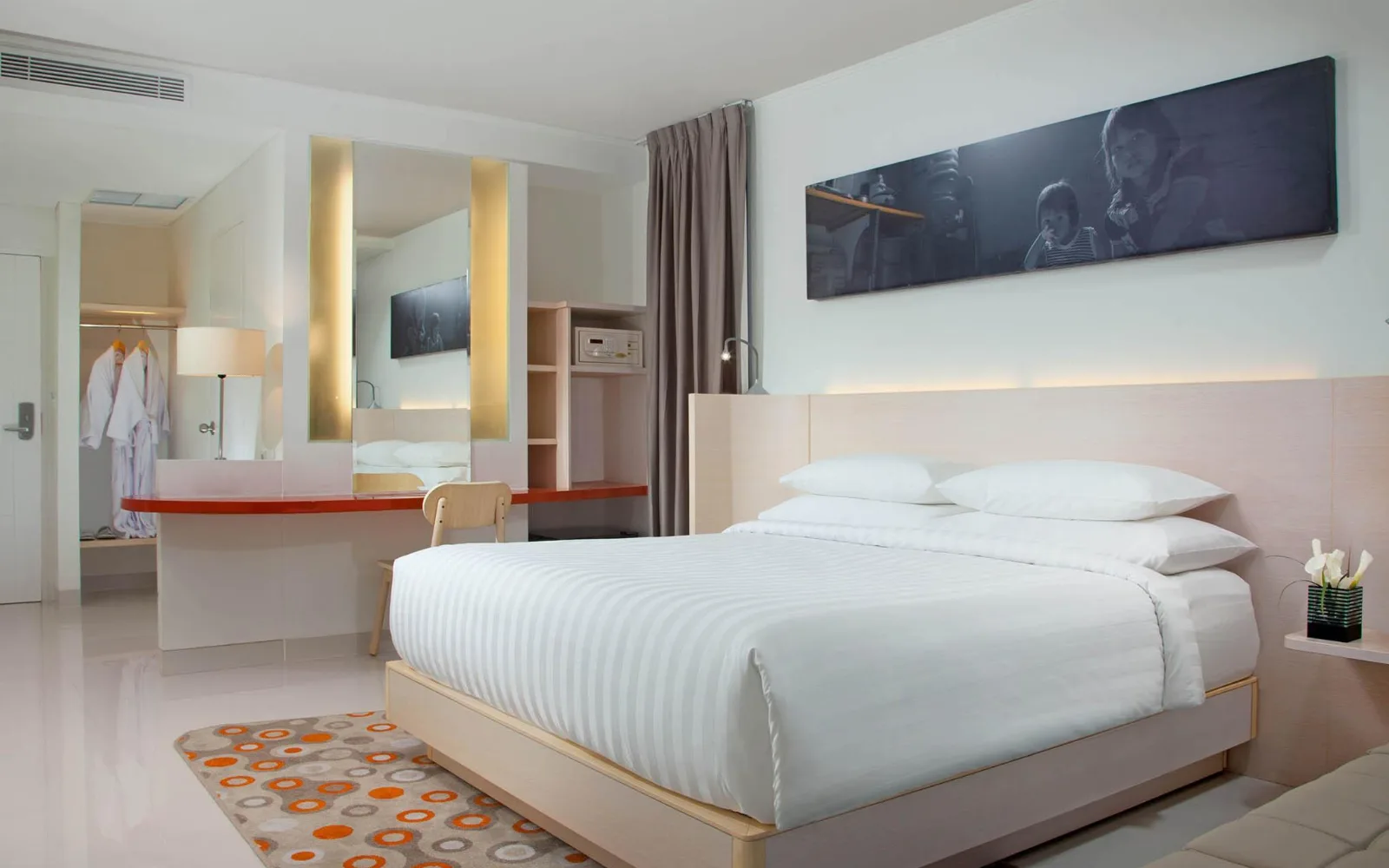 Kava Restaurant at Fairfield by Marriott Surabaya