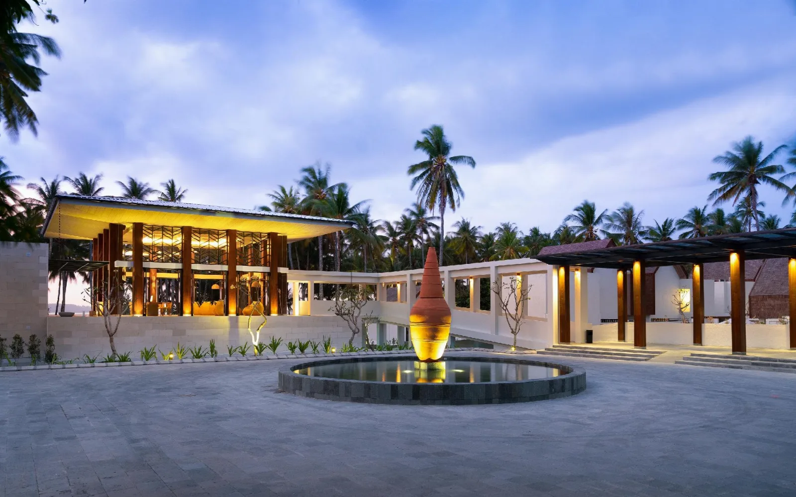 Kayana Oceanfront Restaurant at The Kayana Beach Lombok