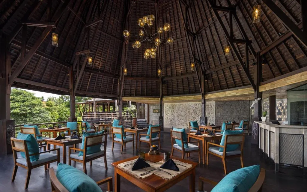 KePitu Bar & Lounge at The Kayon Valley Resort Ubud (Adult Only)