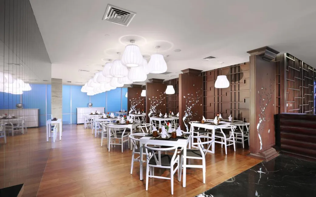 LA Lounge & Bar at Aston Priority Simatupang Hotel and Conference Center