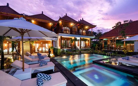 Lembongan Cempaka Villa & Restaurant
