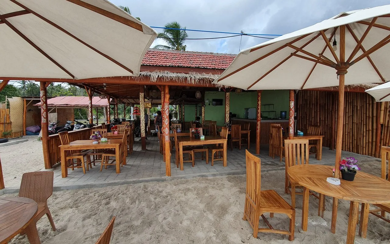 Lemongrass Bar & Restaurant
