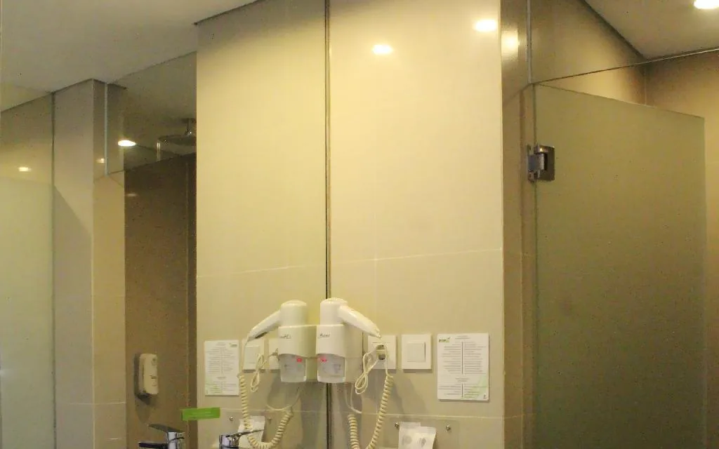 Lesung Pipit Restaurant at PrimeBiz Hotel Cikarang