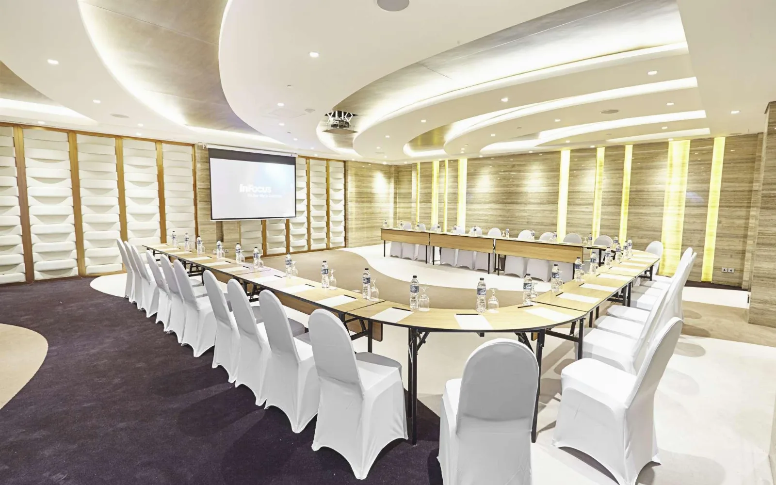 Lobby Cafe at Ashley Wahid Hasyim Jakarta